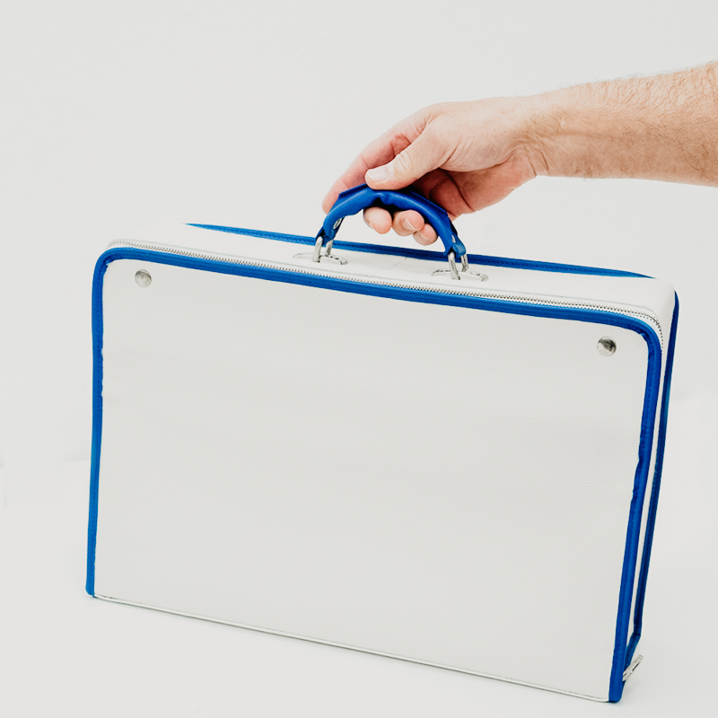 Folding-hand-suitcase-2